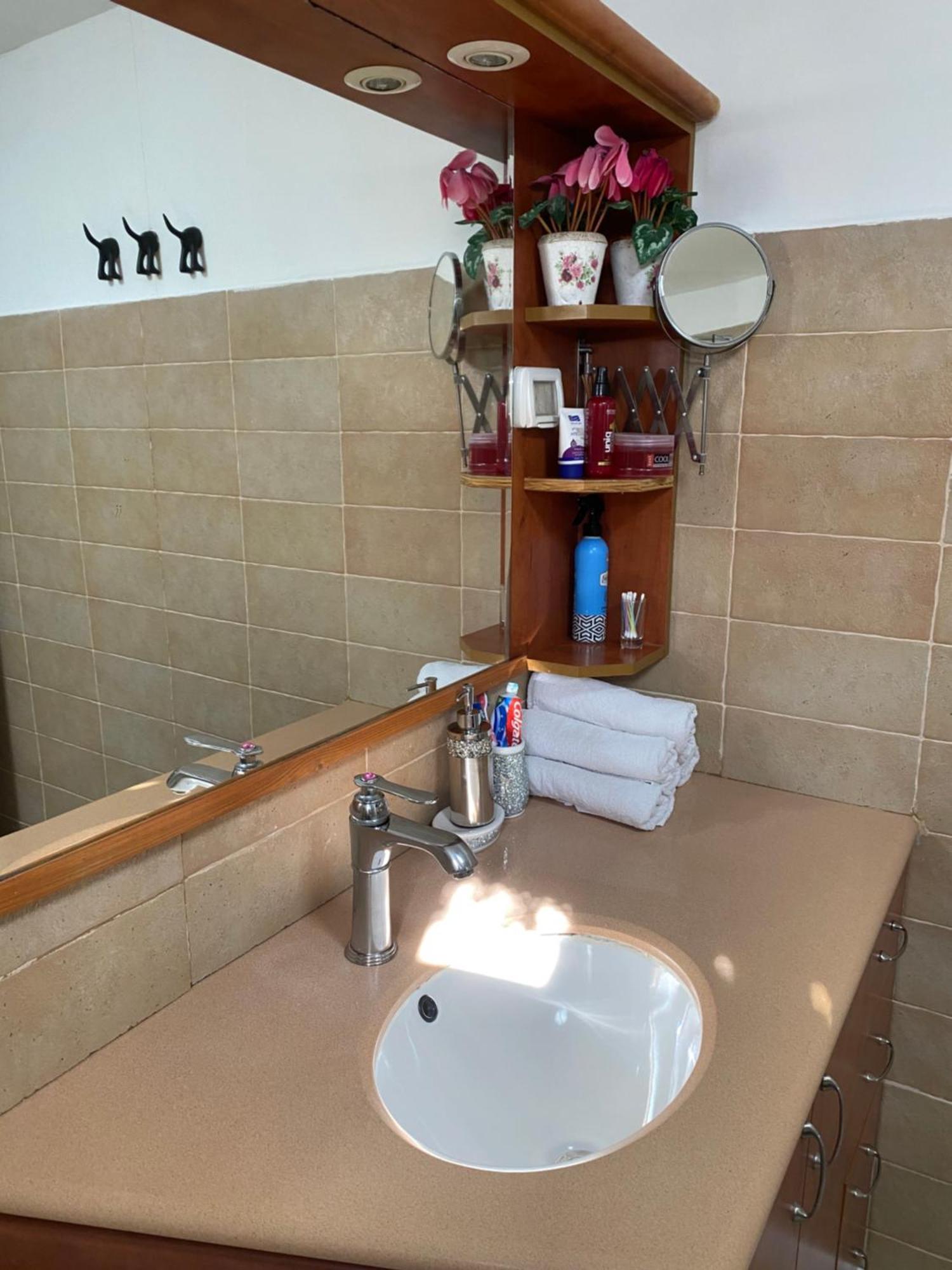 בין יער לים Villa Shelomi Dış mekan fotoğraf